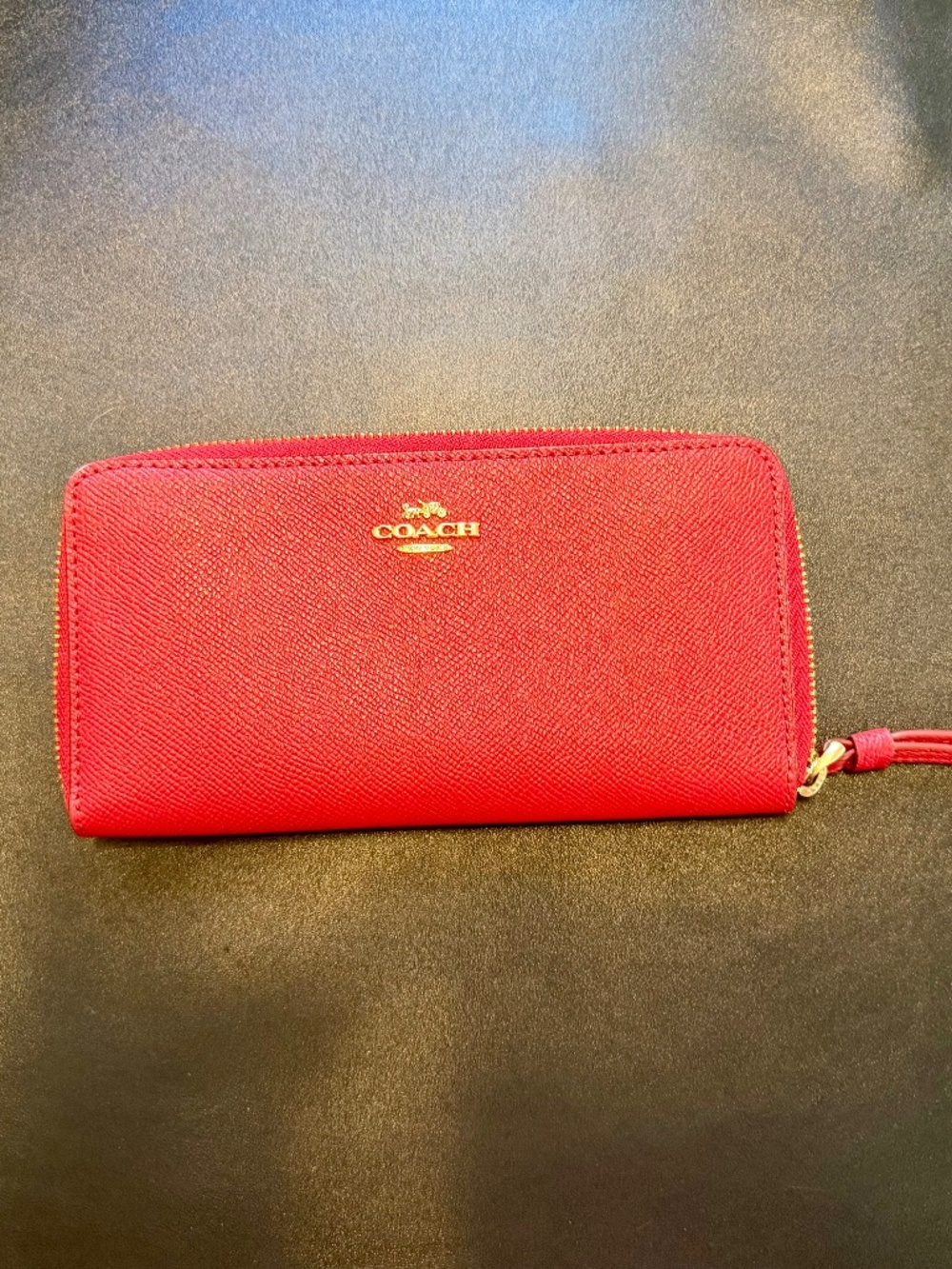 Title: Coach Red Crossgrain Leather Zip Around Wallet Gold Hardware